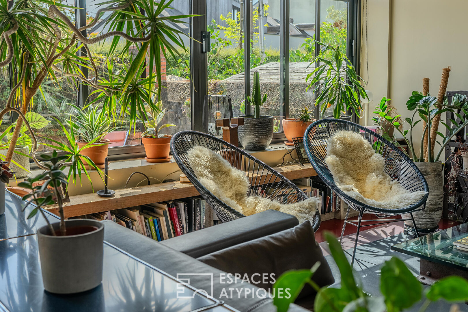 Loft rénové avec espaces extérieurs à Nantes