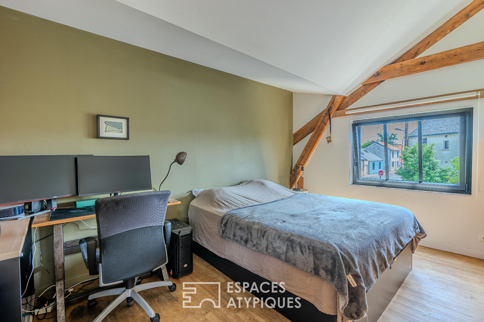 Loft rénové avec espaces extérieurs à Nantes