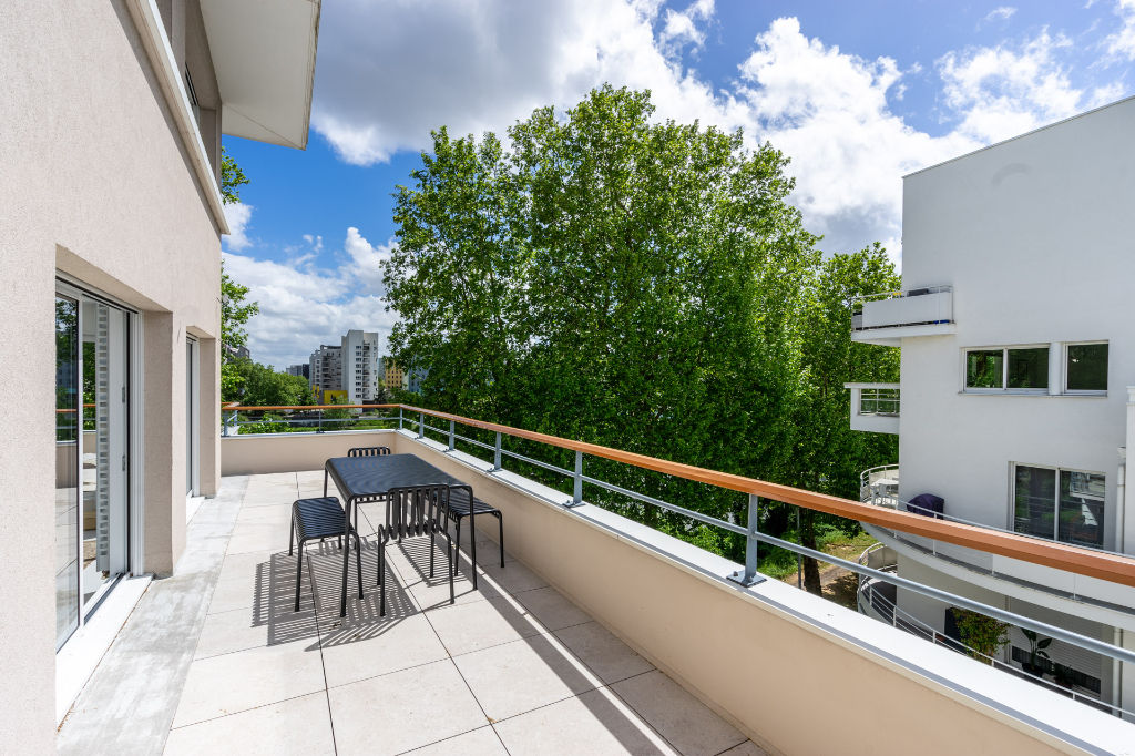 Superbe duplex avec 3 chambres, terrasse et vue Loire