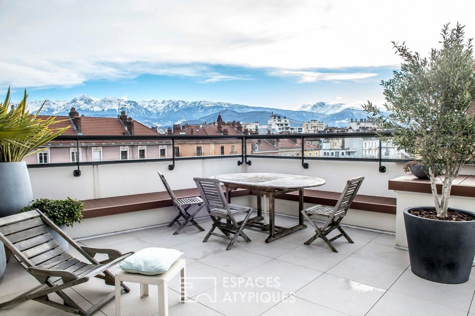 38000 GRENOBLE - Duplex avec terrasse et vue - Réf. 545EAG