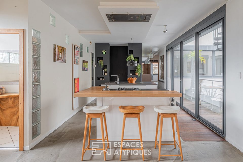 Loft avec son toit terrasse et sa piscine