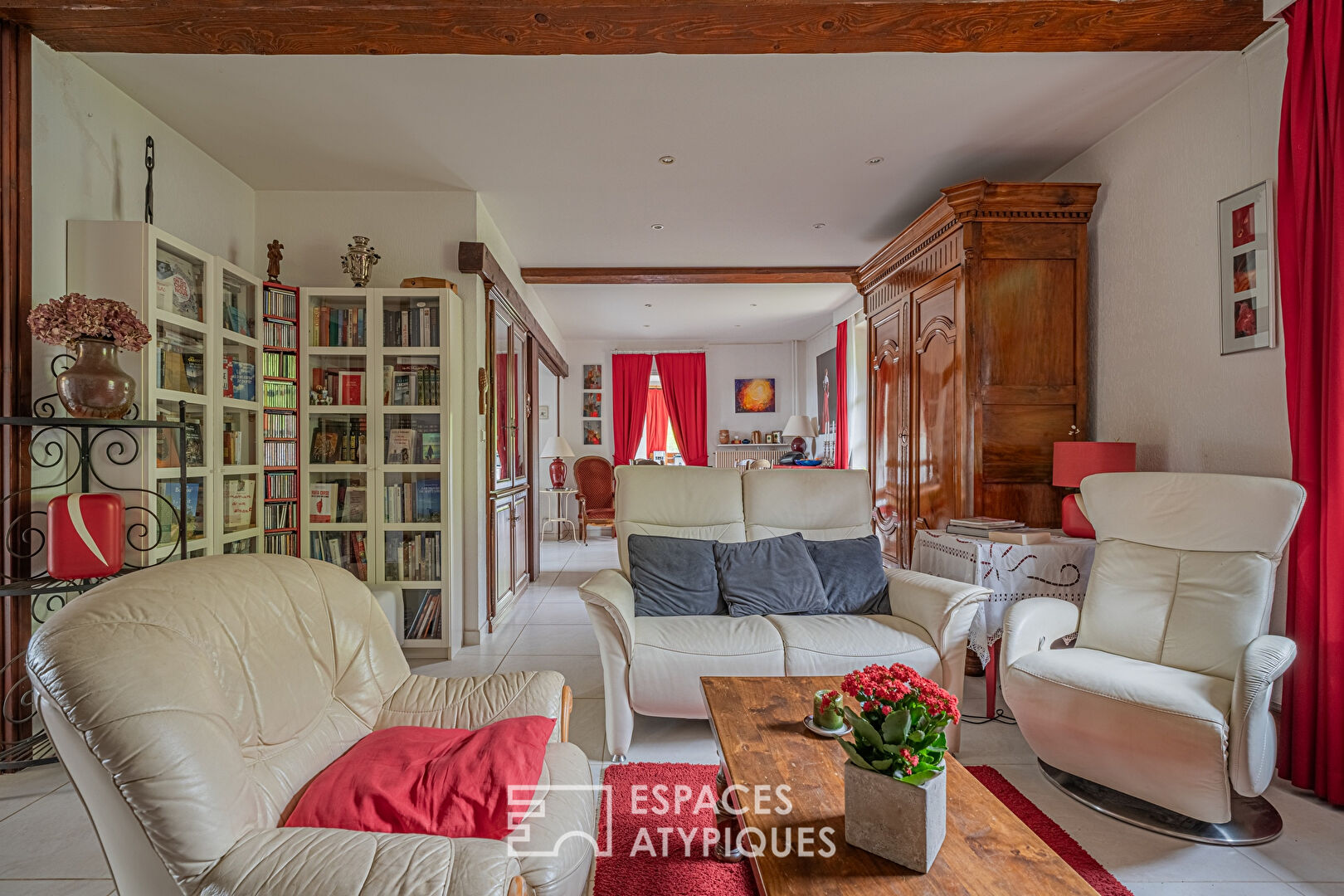 Maison en pierres avec sa vue panoramique