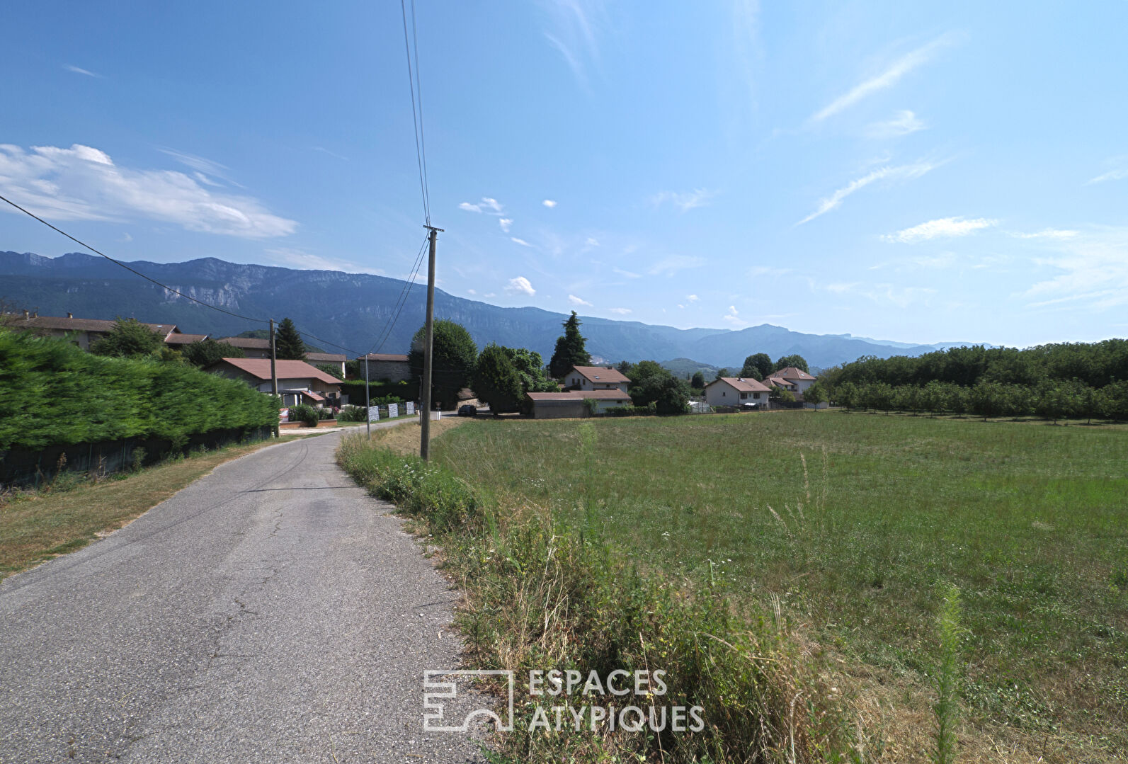 Terrain constructible au coeur du village