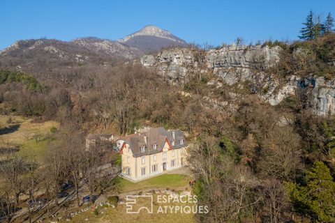 Exceptional property backing onto the Chartreuse and its breathtaking view