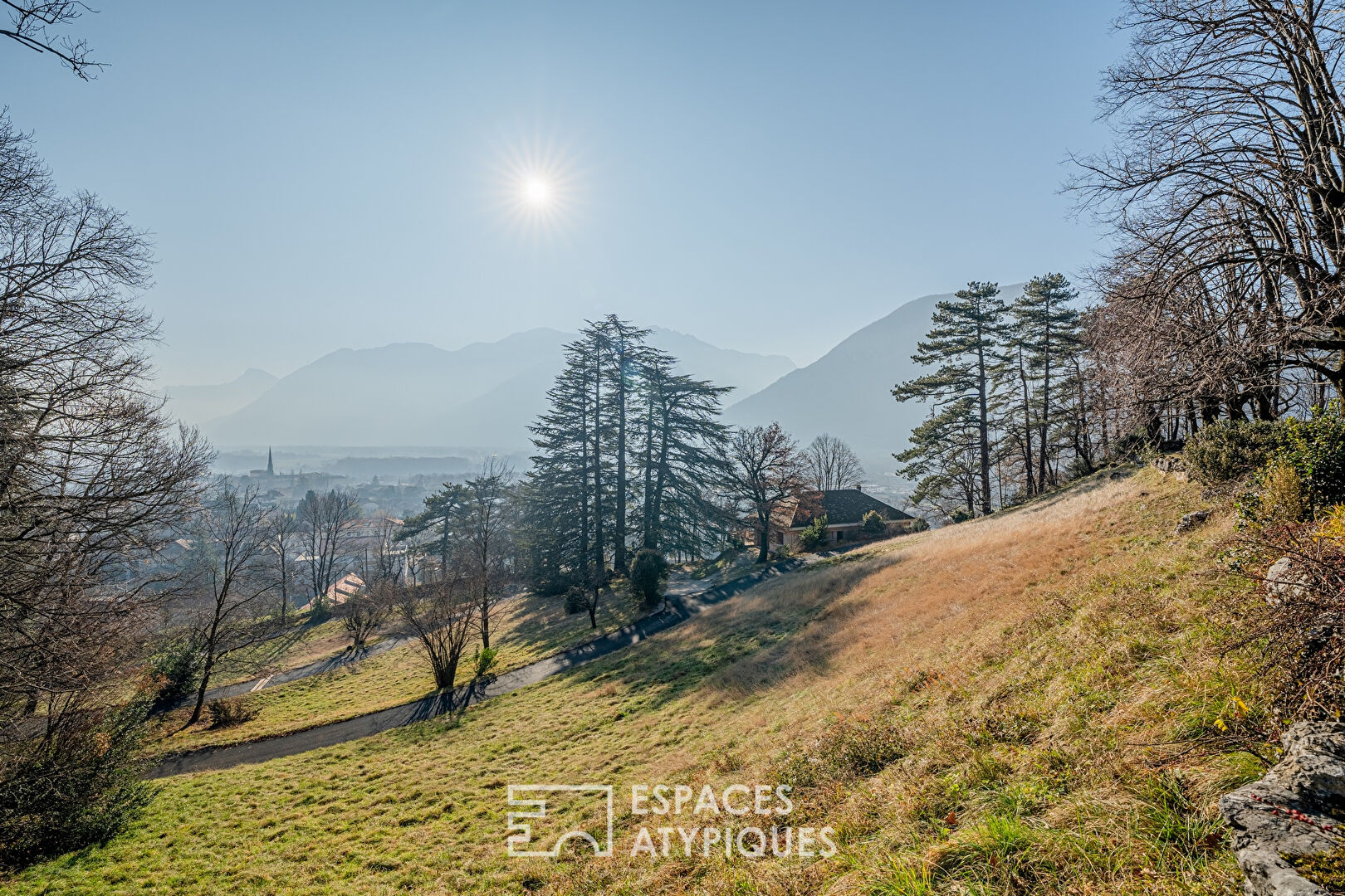 Exceptional property backing onto the Chartreuse and its breathtaking view