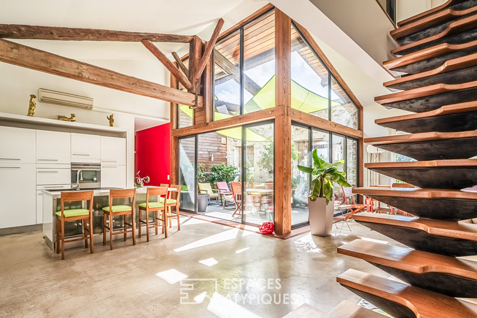 Charming loft with terrace in the center of Sète