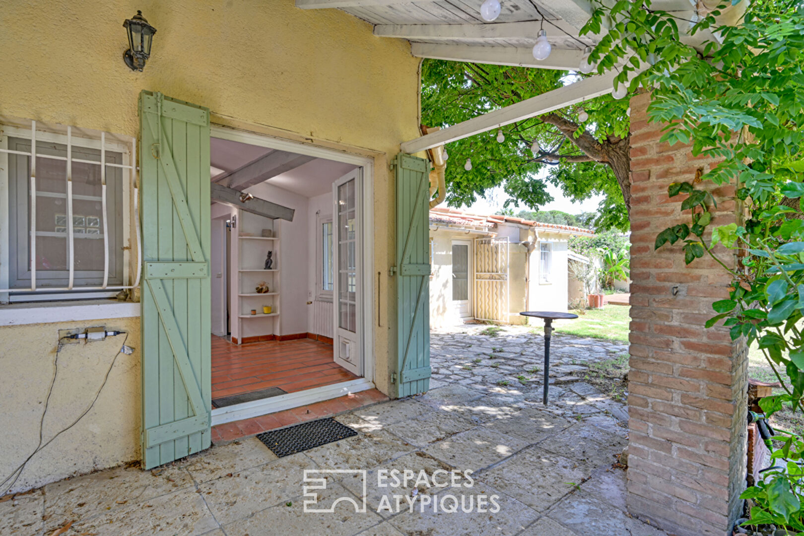 Charmante maison avec jardin et piscine