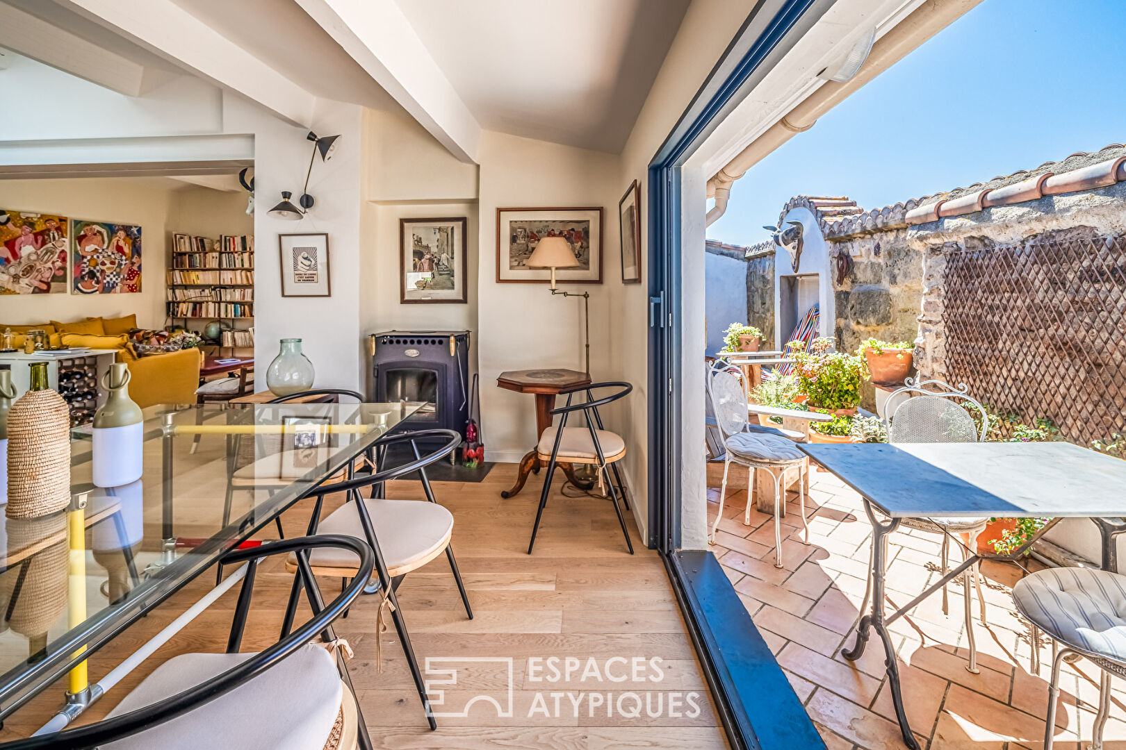 Maison de village rénovée avec terrasse et garage à Marseillan