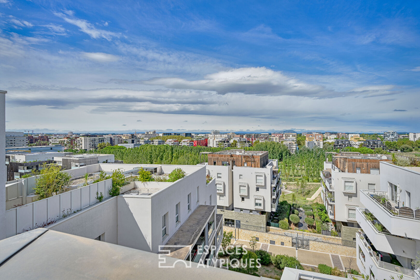 Luxury apartment with terrace in Port Marianne