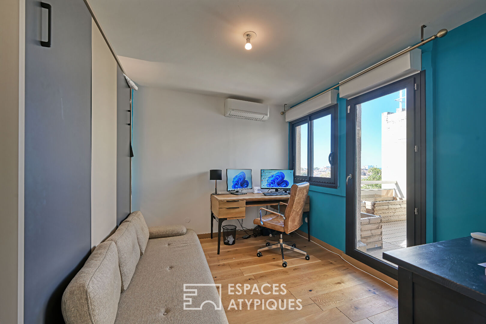 Incredible rooftop with swimming pool in the heart of Montpellier