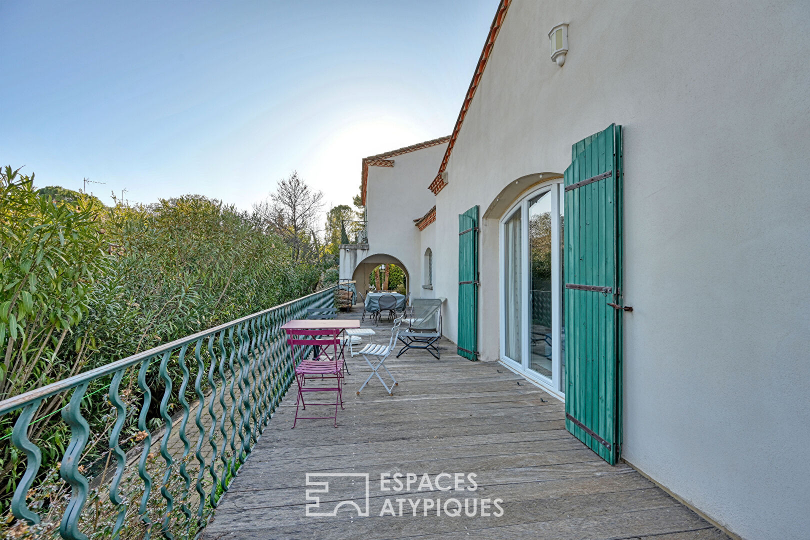 Pretty house with swimming pool and landscaped garden in a sought-after area of Montpellier