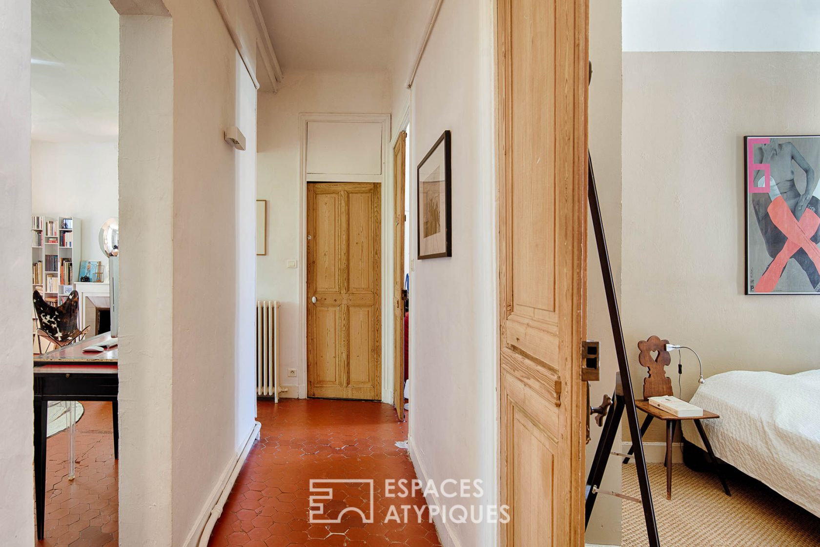 Apartment with bourgeois charm in intra muros