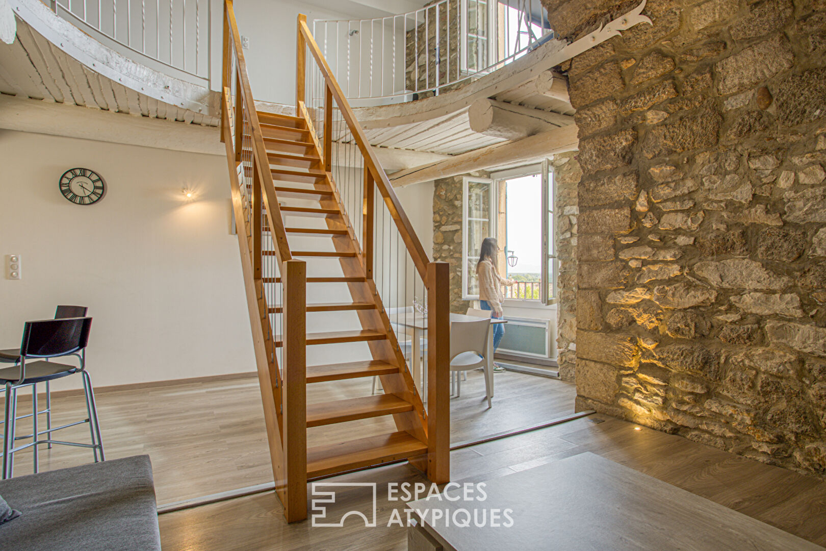 Charming atypical duplex in the heart of the village