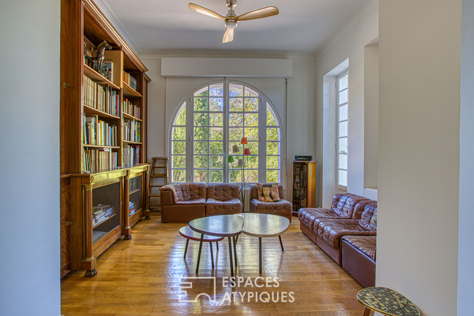 Villa of timeless elegance overlooking the Sorgue