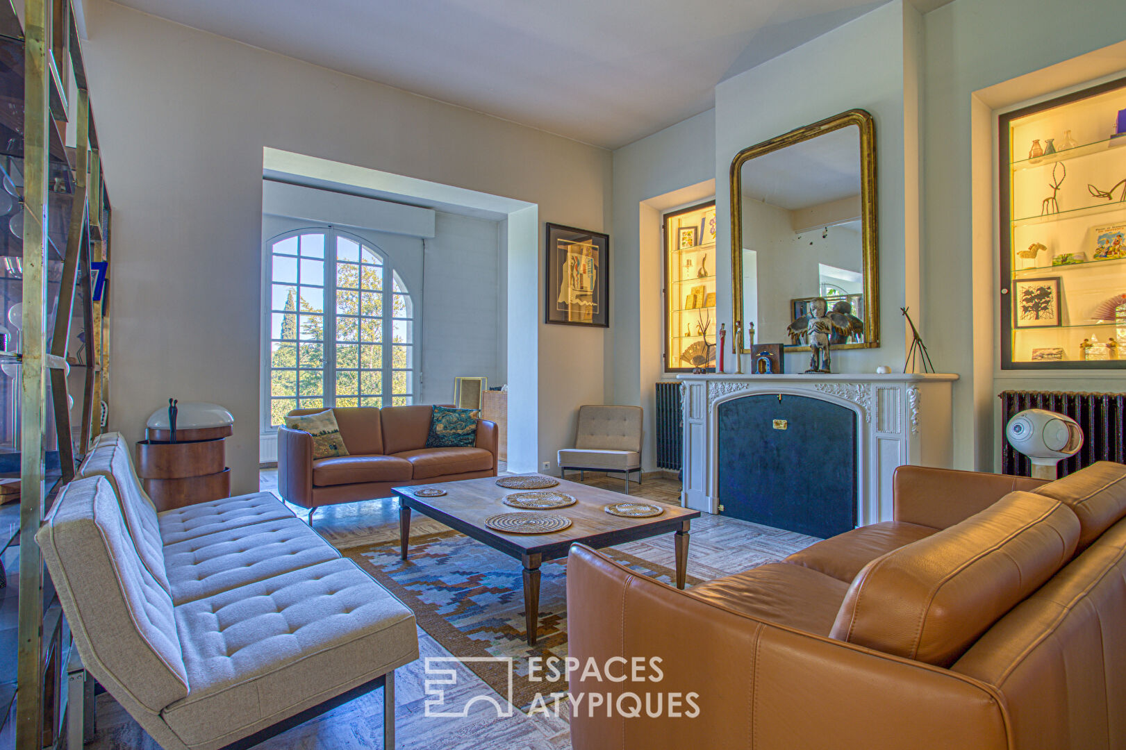 Villa of timeless elegance overlooking the Sorgue