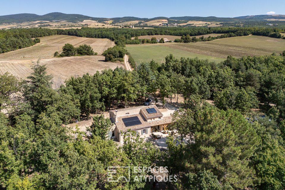 Cottage en Provence  au milieu des Lavandes entièrement rénové