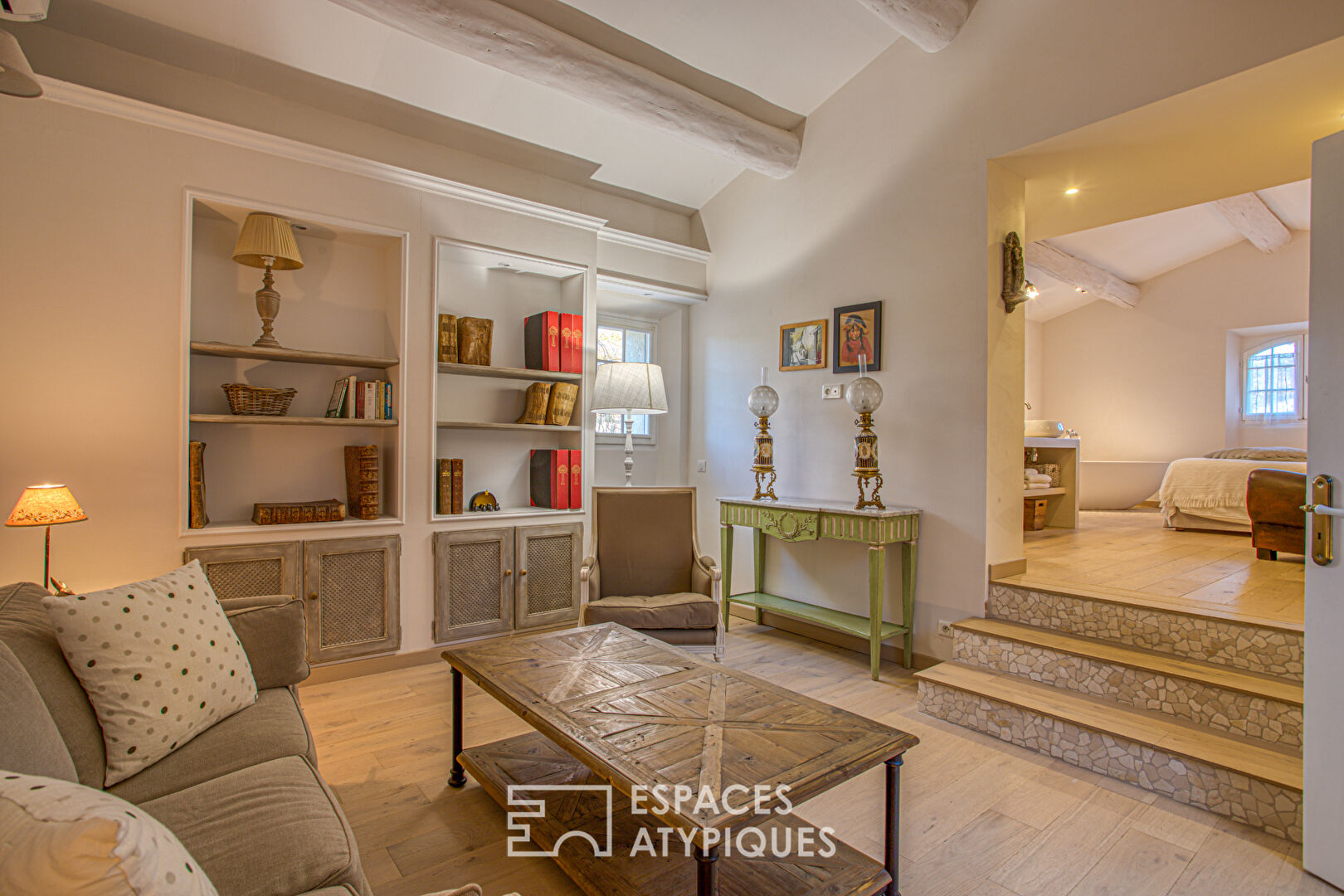 Exceptional residence at the foot of the Dentelles de Montmirail