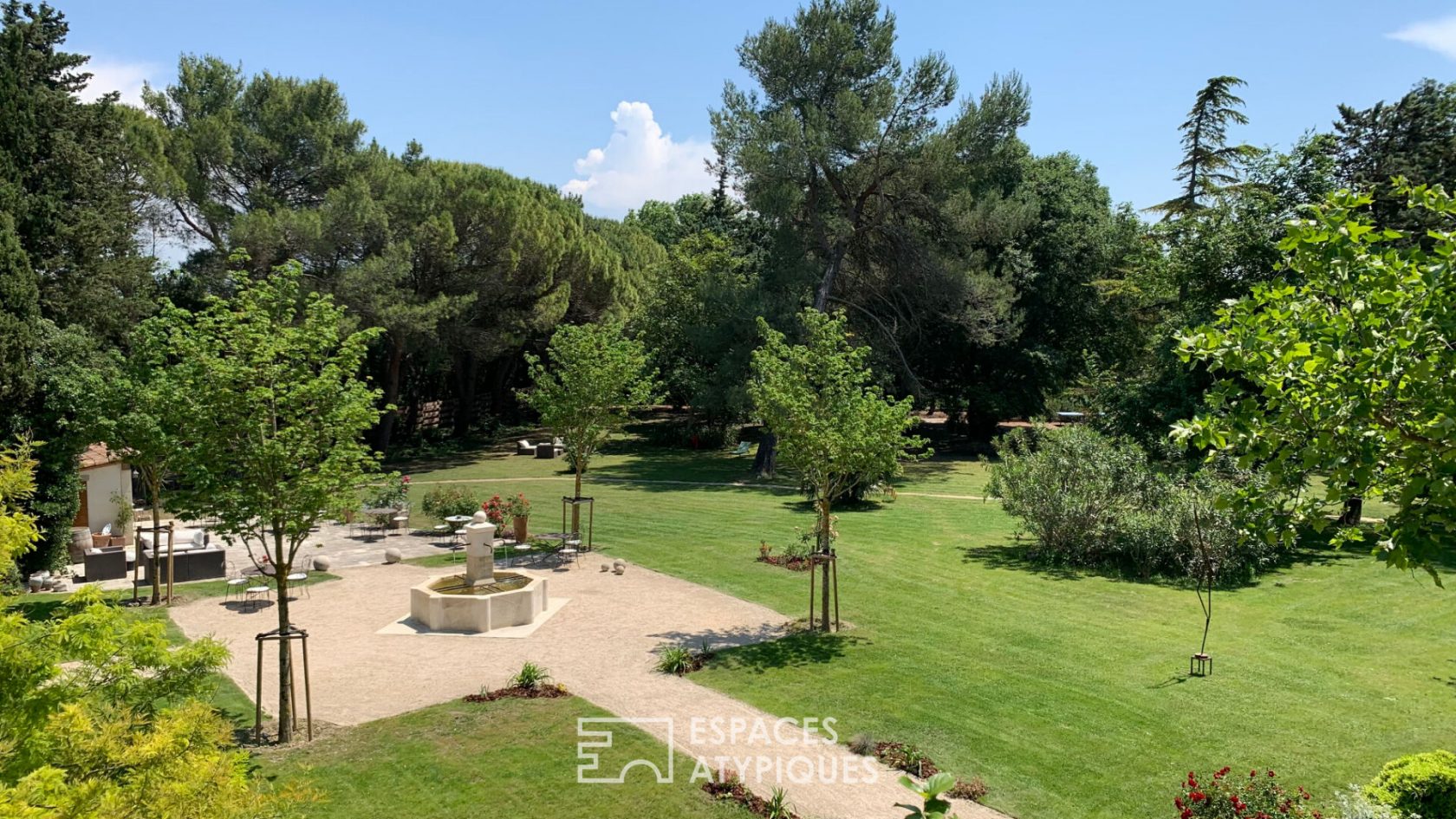 Exceptional property near Avignon, a journey to the heart of Provençal authenticity