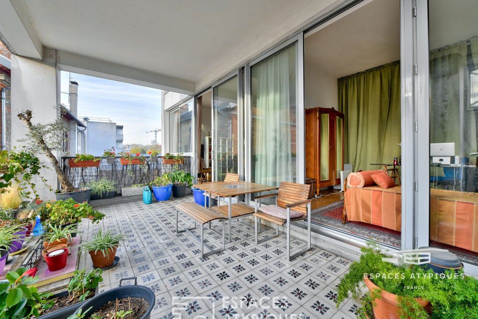 94200 IVRY SUR SEINE - Loft traversant avec terrasse et vue dégagée - Réf. 2007EP