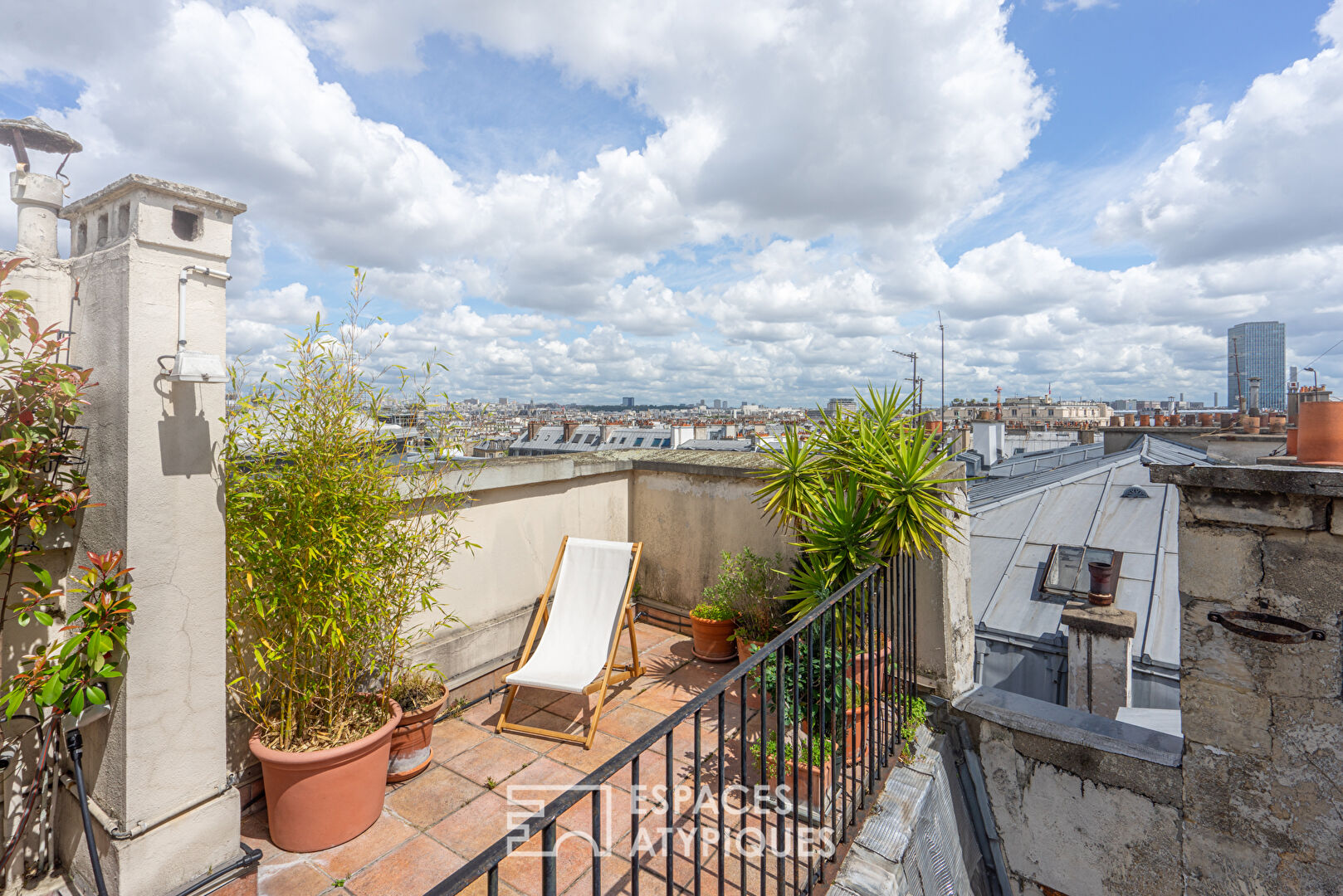 Quartier latin, Duplex au dernier étage avec terrasse vue Notre-Dame de Paris