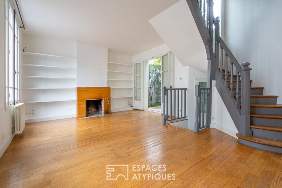 Maison ancienne avec cour dans le quartier des Peupliers