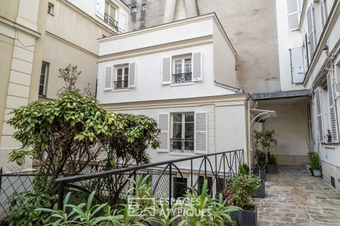 Luxembourg Gardens – Courtyard House