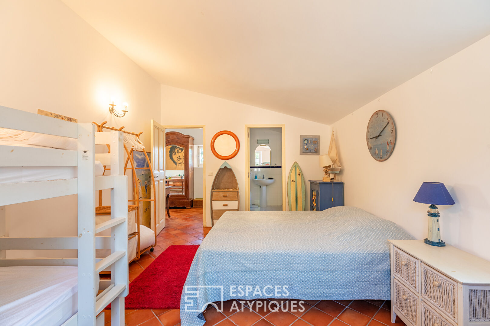 Ancien relais de chasse avec vue sur les montagnes des Préalpes d’Azur