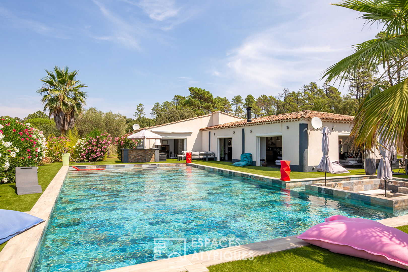 Exceptional Villa with its “Grandiose” swimming pool