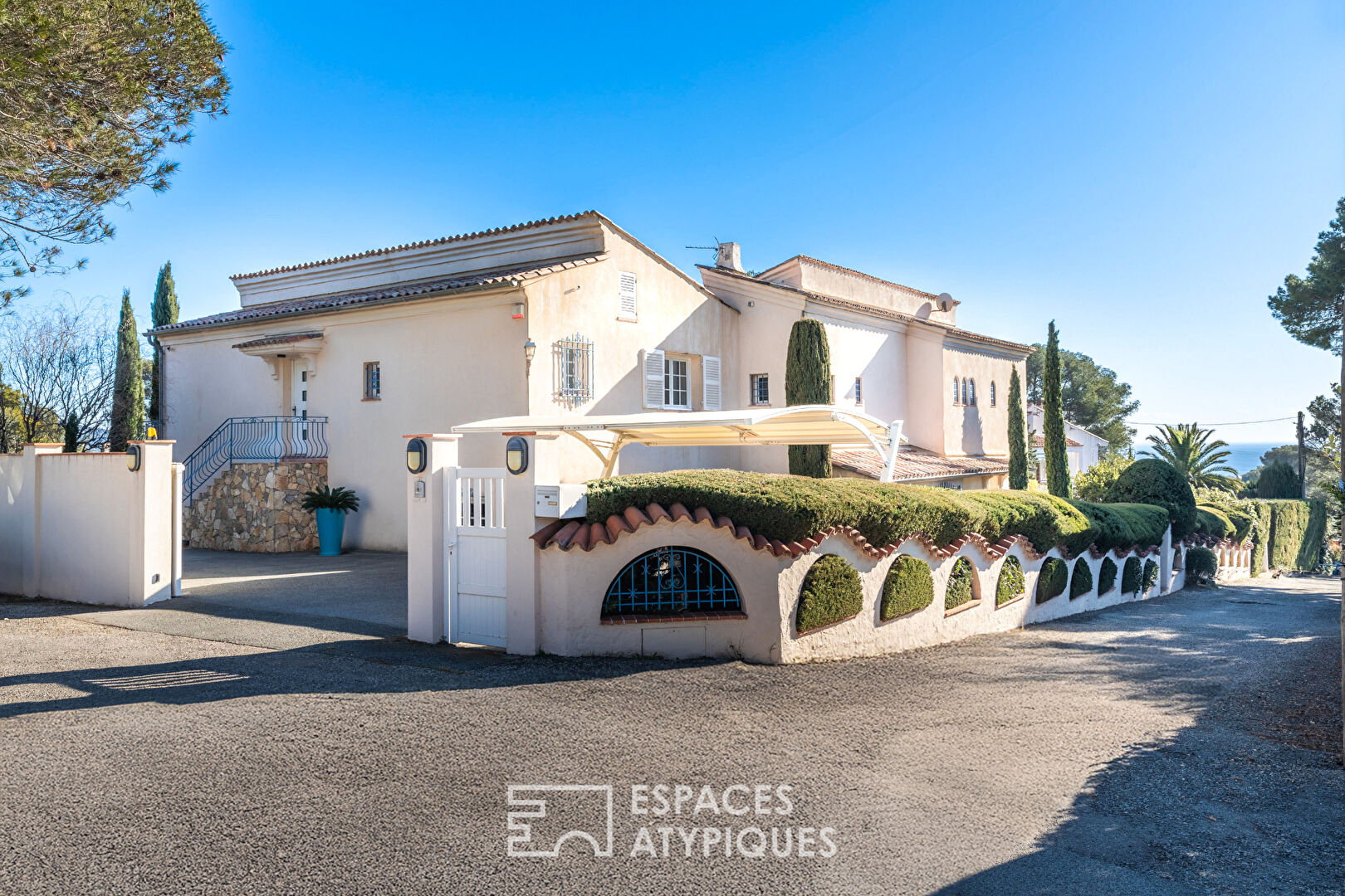 Bastide familiale avec vue mer