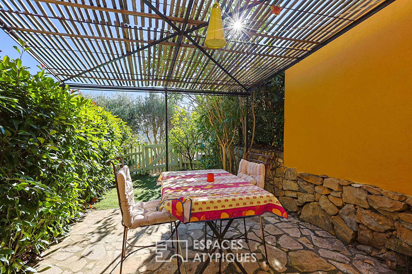 Holiday cottage that looks like a Provençal hamlet