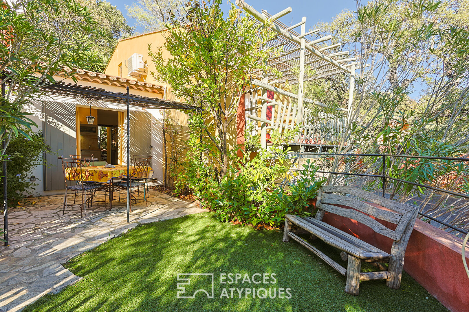 Holiday cottage that looks like a Provençal hamlet