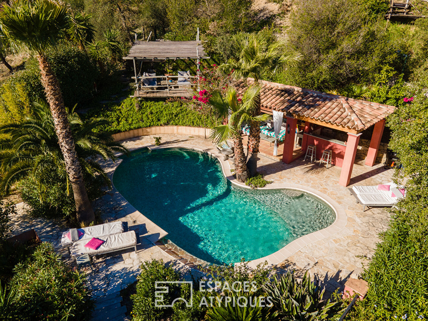 Holiday cottage that looks like a Provençal hamlet