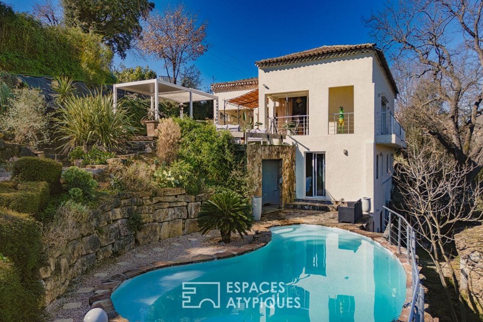 Villa avec vue panoramique et piscine