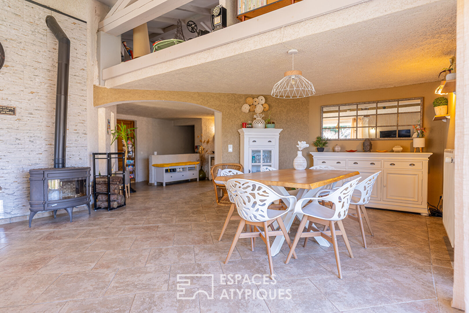 Villa avec vue panoramique et piscine