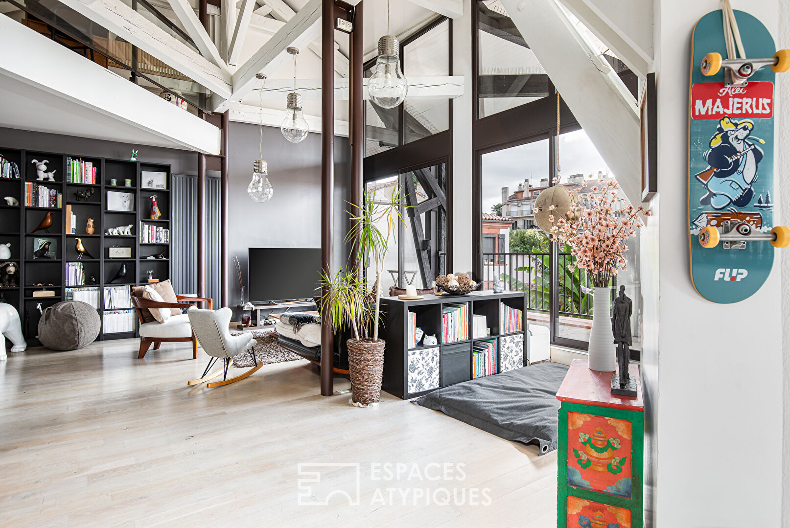 Exceptional loft with terrace and view of the rooftops of Toulouse