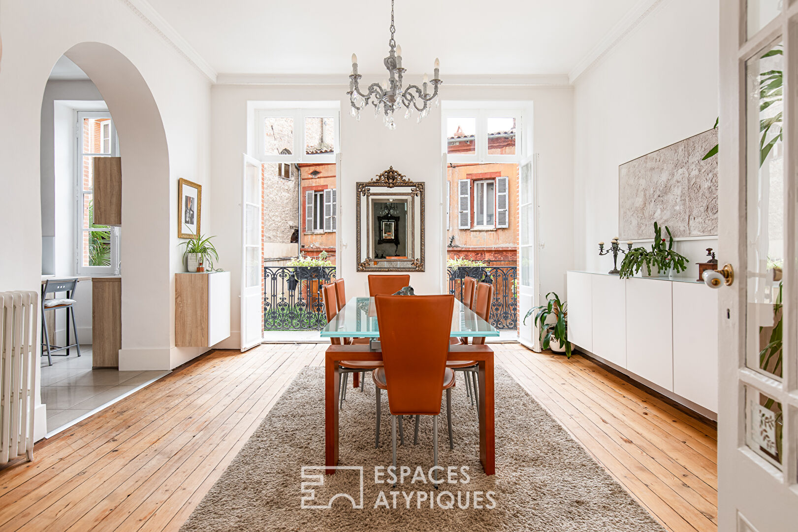 Haussmanian apartment in the heart of Toulouse