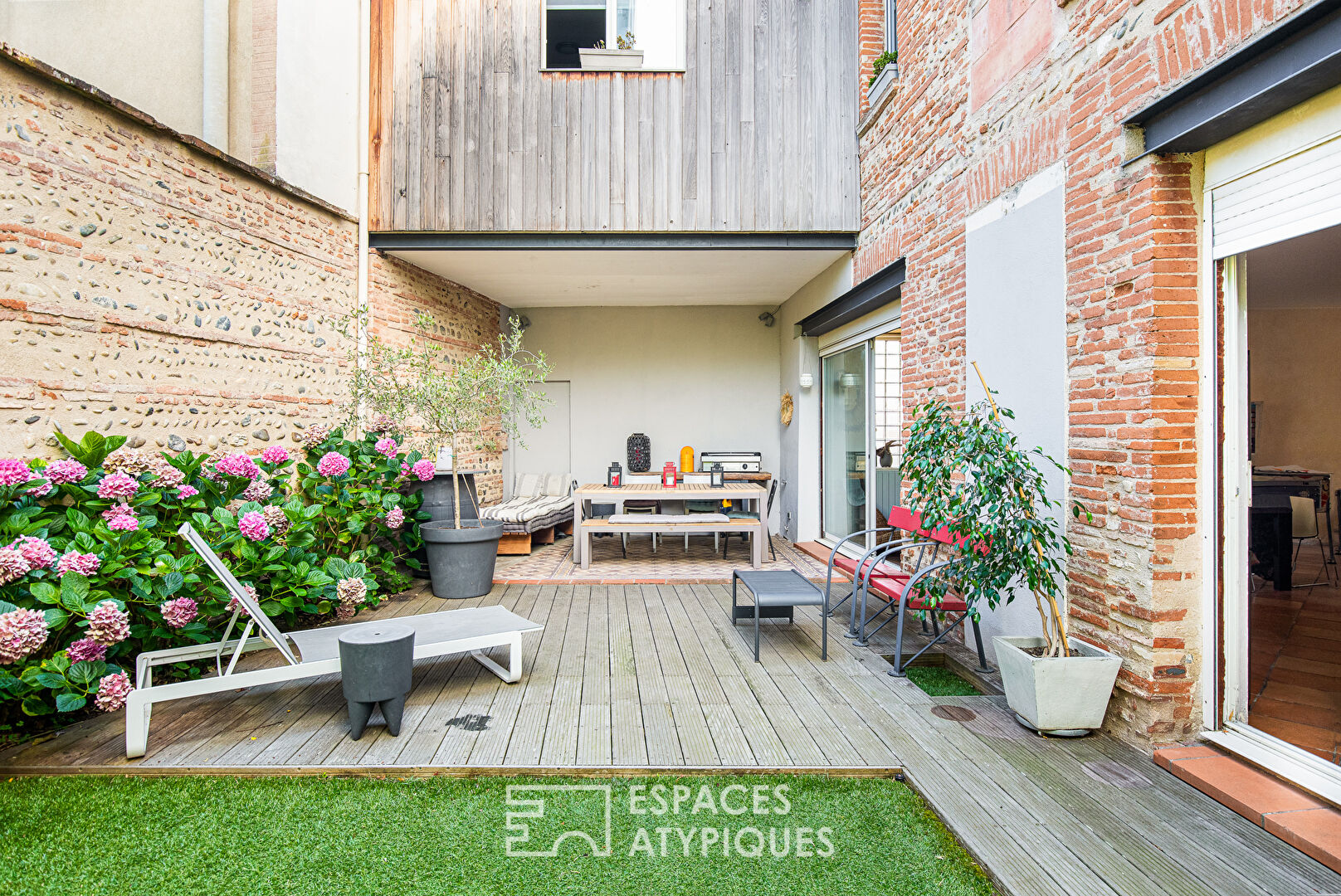 Townhouse with garden in Saint-Cyprien