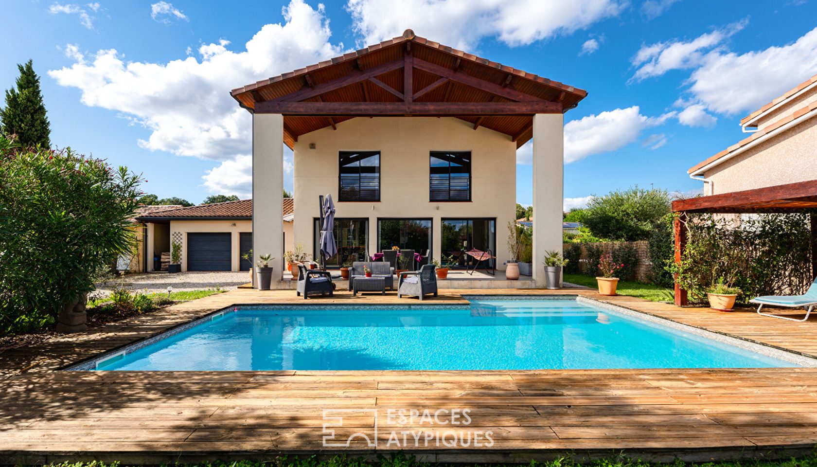 Maison familiale à Colomiers avec piscine et garage