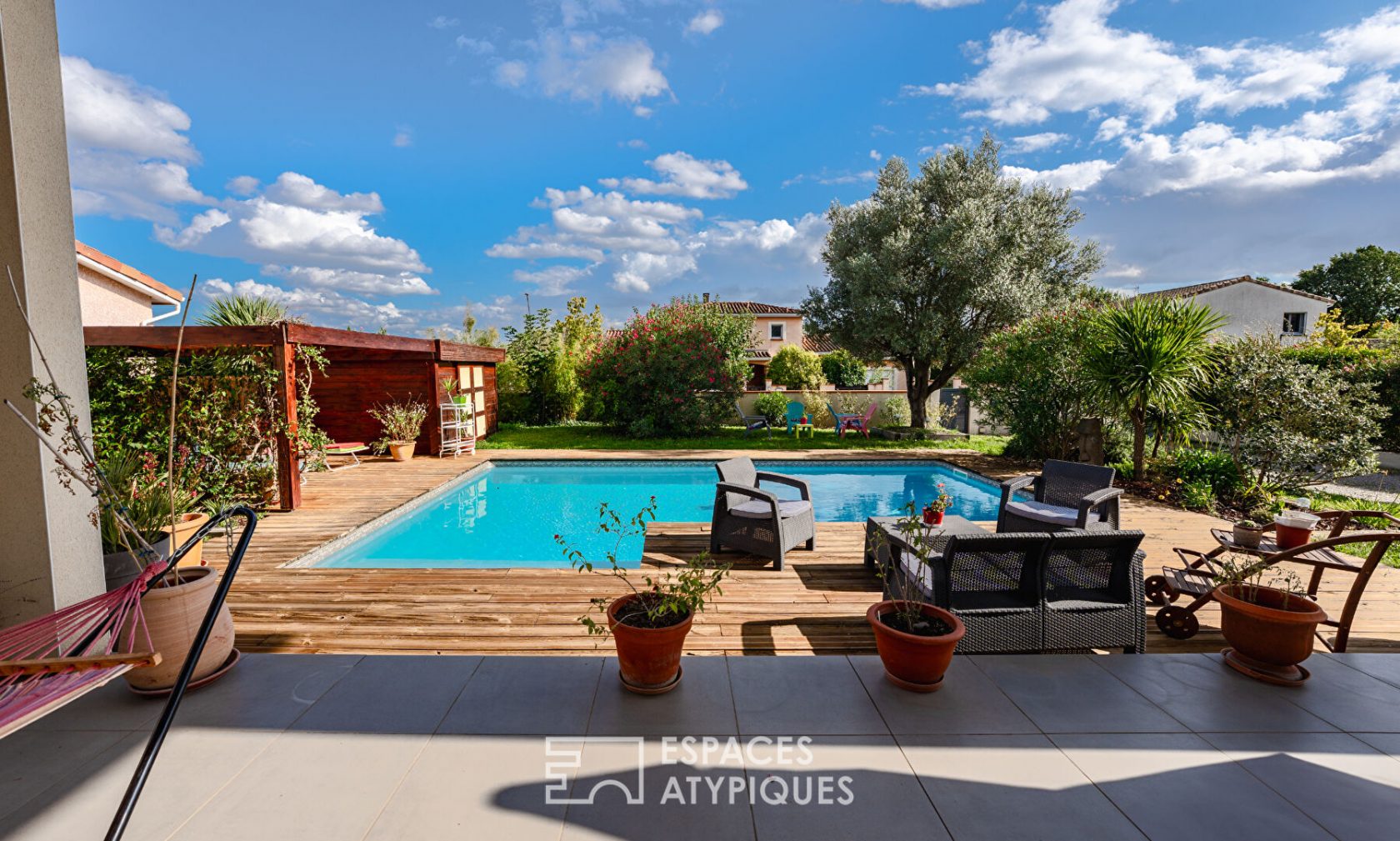 Family house in Colomiers with swimming pool and garage