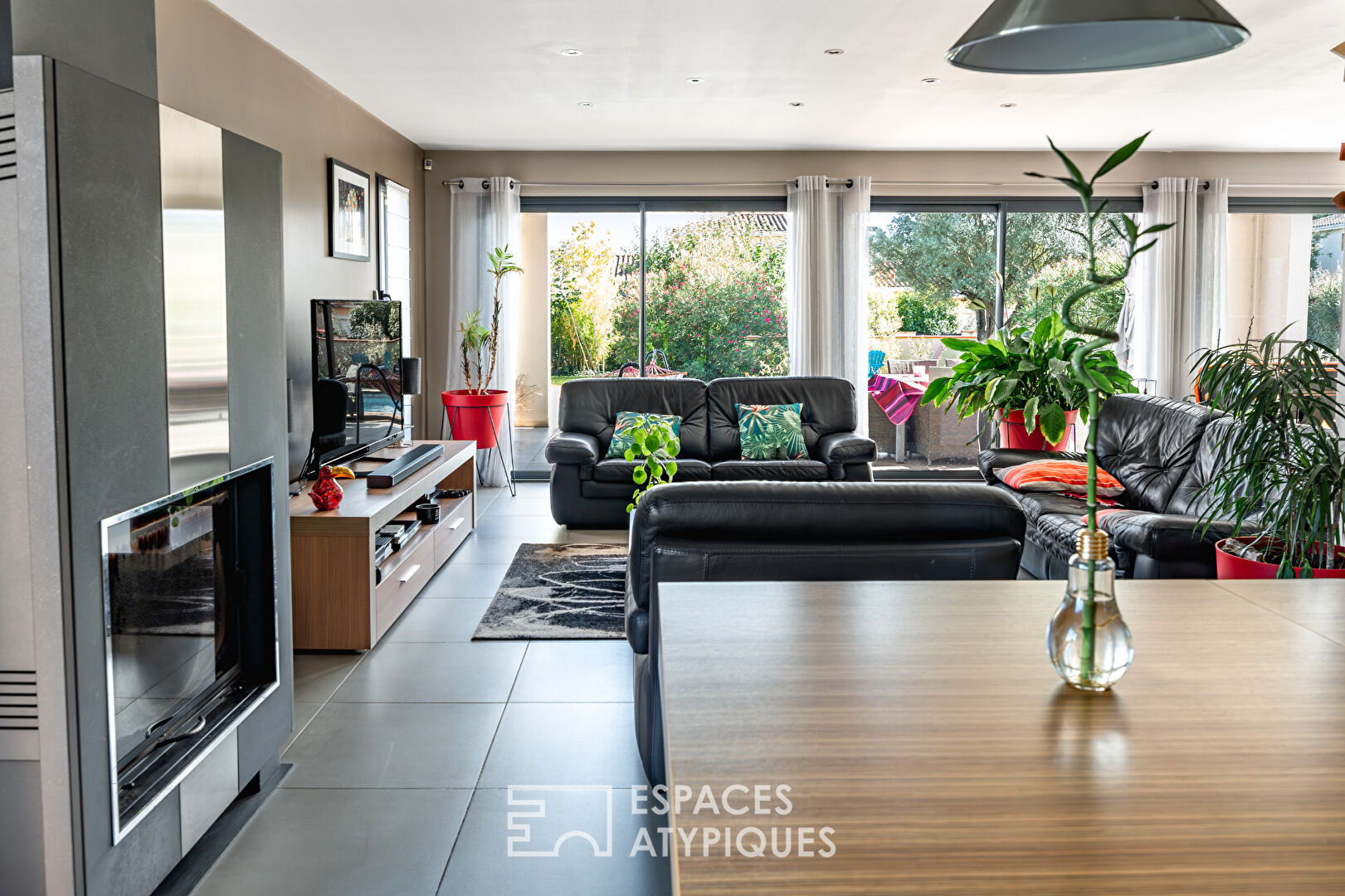 Family house in Colomiers with swimming pool and garage