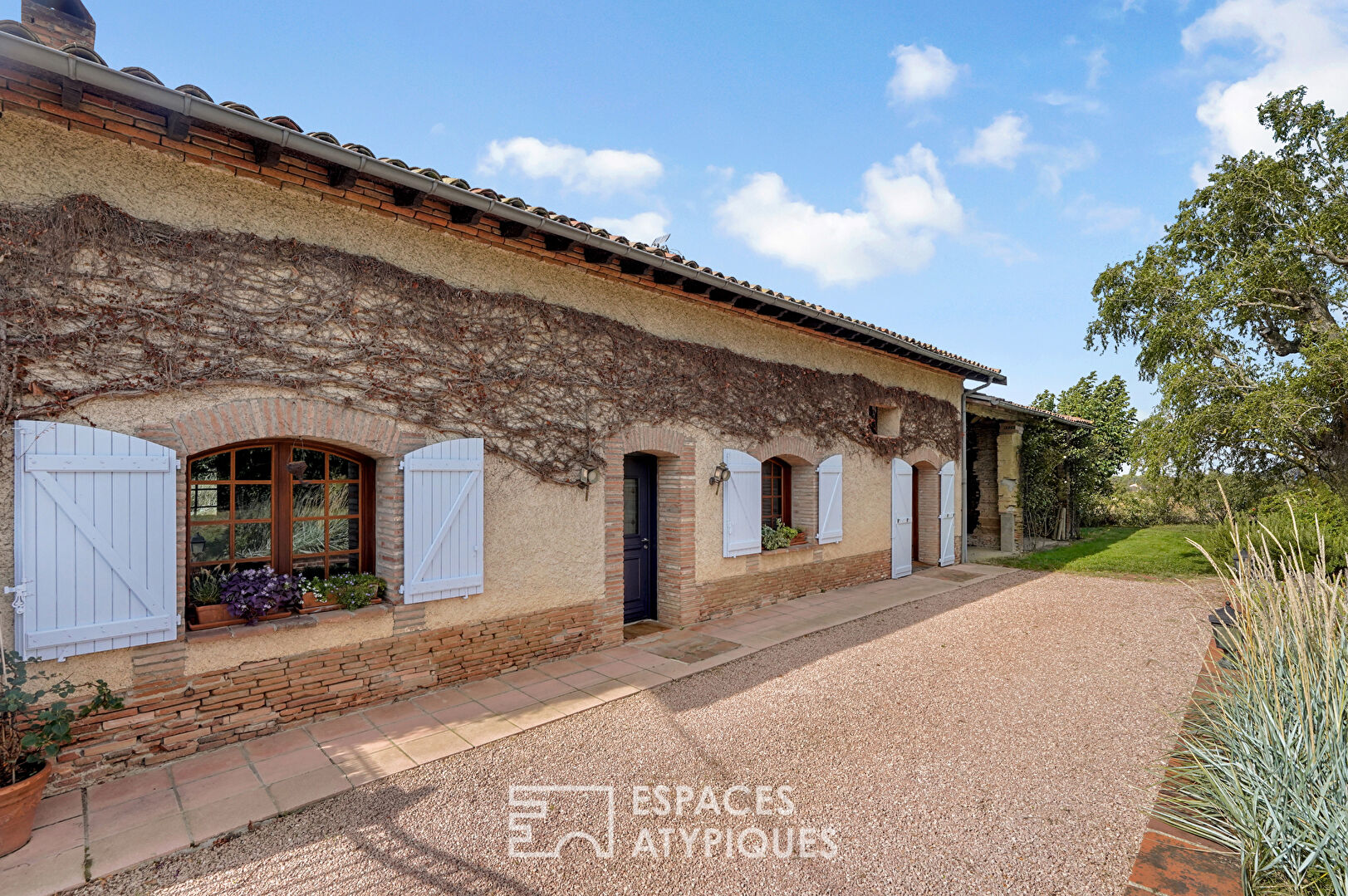 Renovated Lauragaise with swimming pool