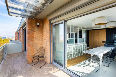 Appartement d’architecte en dernier étage avec vue et terrasse