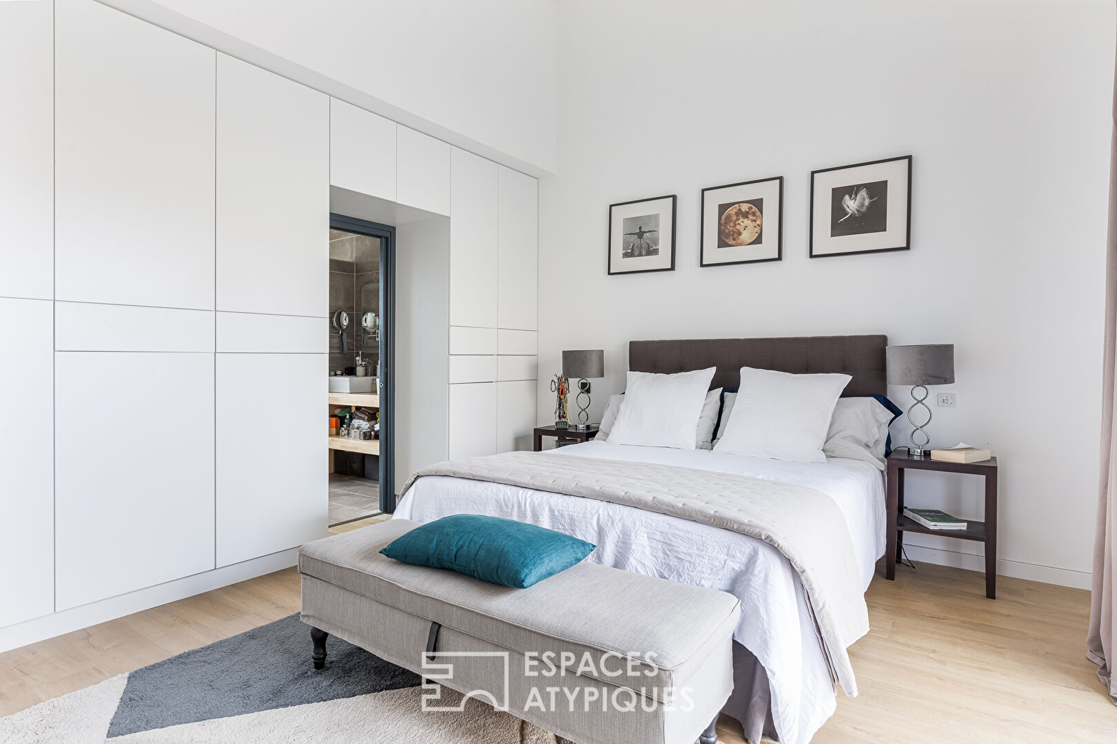 Toulouse renovated in a contemporary style in the heart of Blagnac