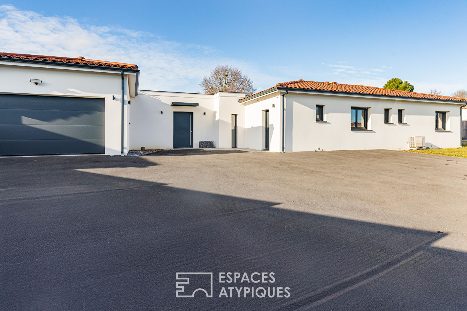 Recent 143m2 family home with high energy efficiency in the heart of the village in Gargas