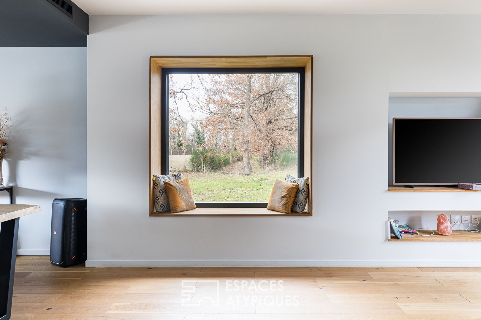 Élégante et lumineuse maison contemporaine avec piscine à Fronton