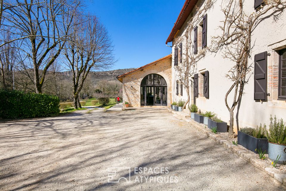 Propriété de caractère et gîte au coeur de Saint Antonin Noble Val