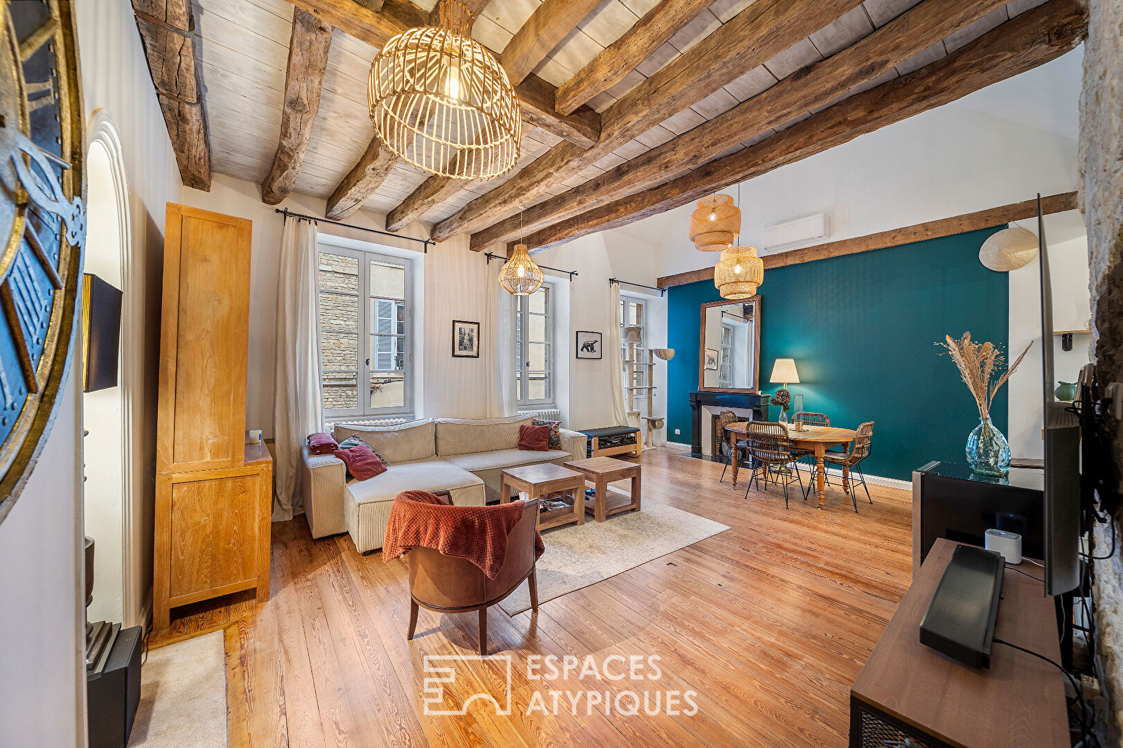 Atypical apartment in the historic center