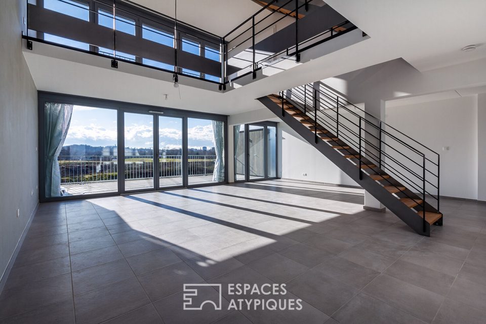 Loft en dernier étage et son rooftop quartier Fonderie