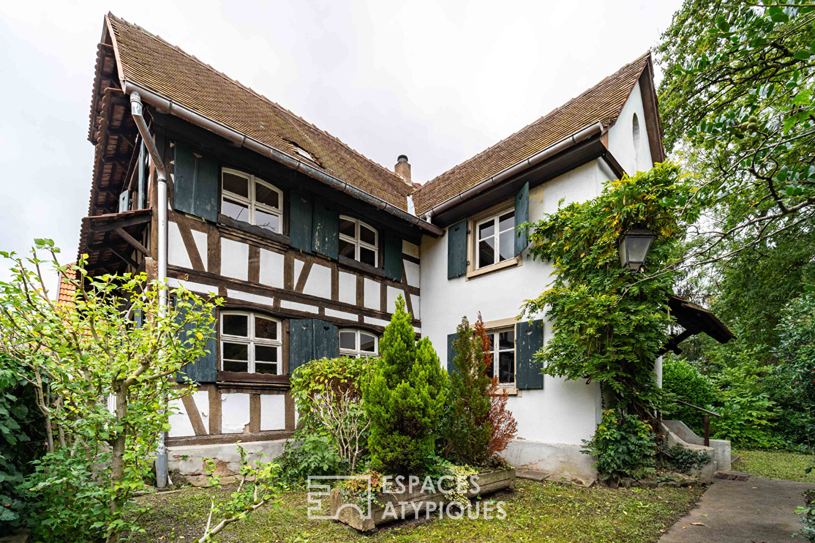 Maison alsacienne à réinterpréter dans un écrin de verdure