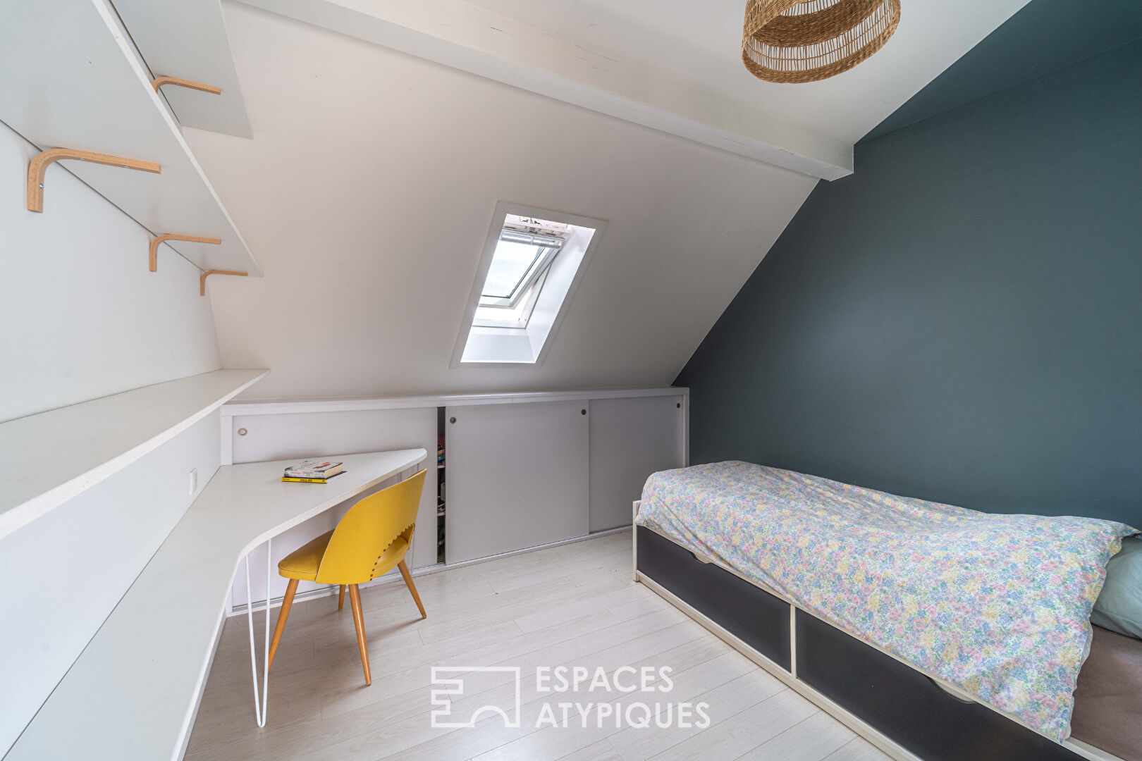 Duplex esprit loft et sa terrasse